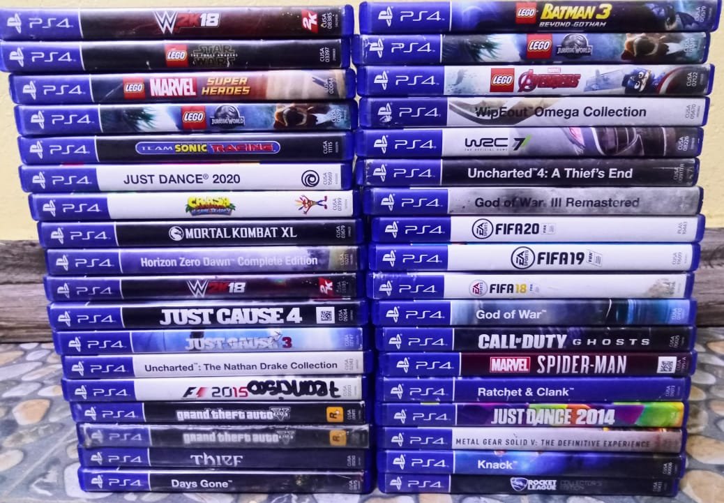 Cellphone accessories ps4 games