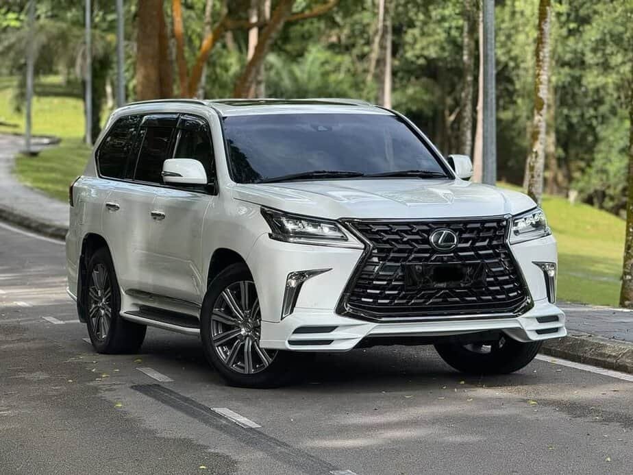 2017 / 2021 Lexus LX570 V8
