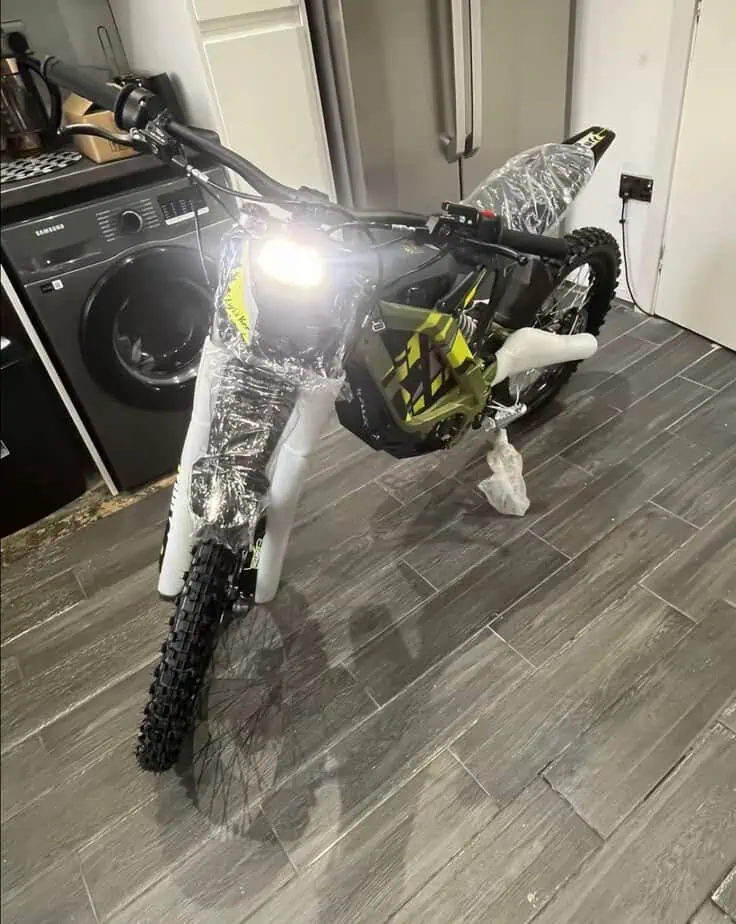 Brand New SurRon Light Bee X Electric Bike