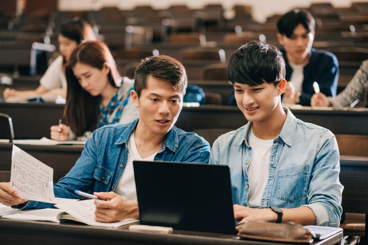 Engineering College Tips for Prospective Students
