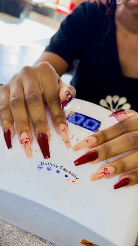Nail service