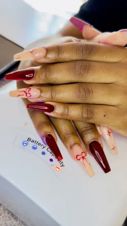 Nail service