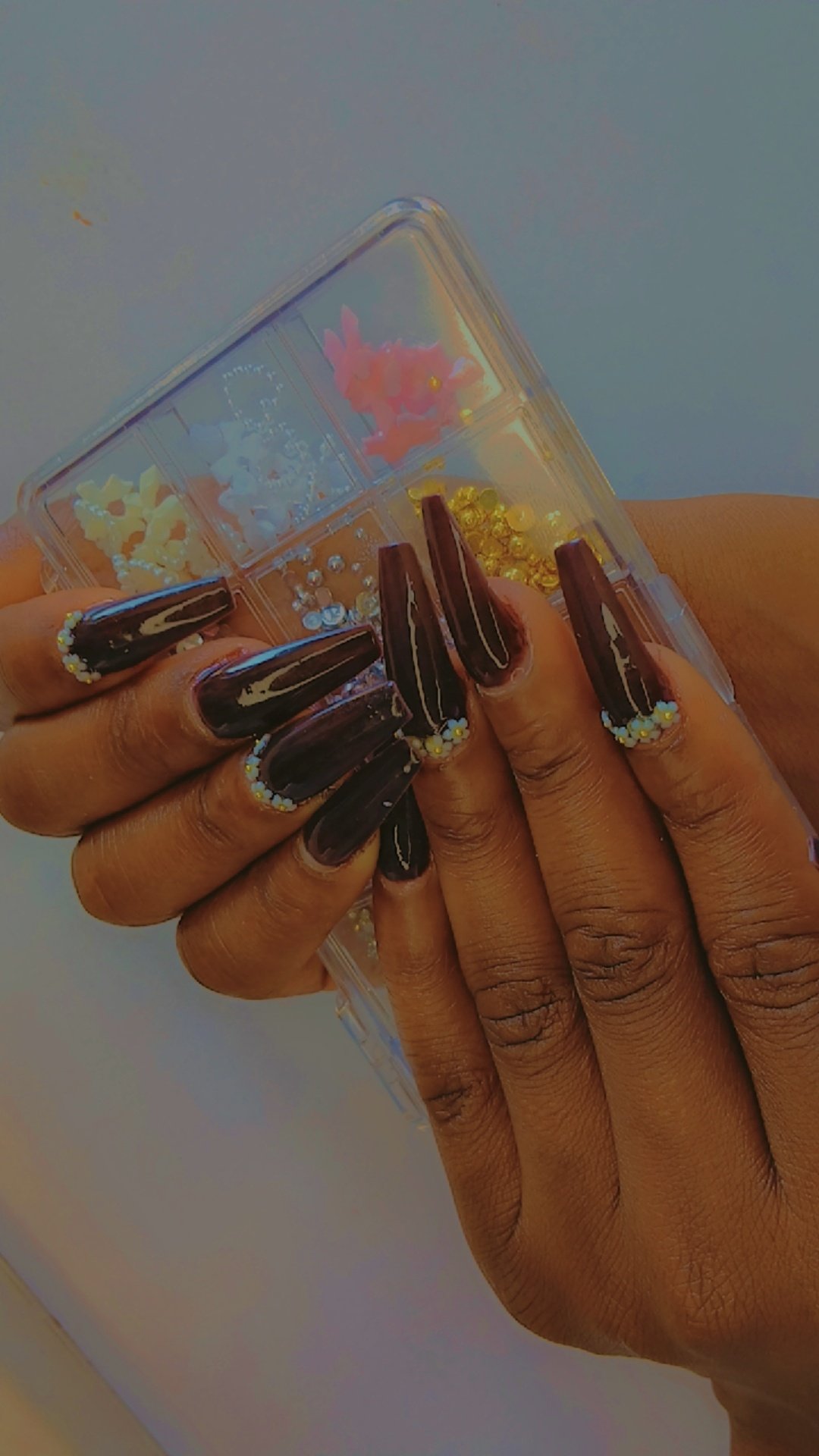 Nail service